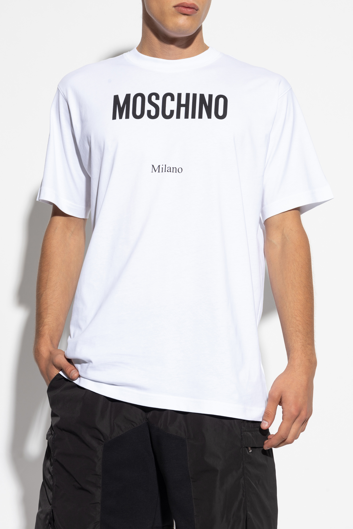 MOSCHINO ロゴプリント半袖Tシャツ ホワイト サイズL*ED24 Moschino Logo Print T Shirt White | Mainline Menswear United
